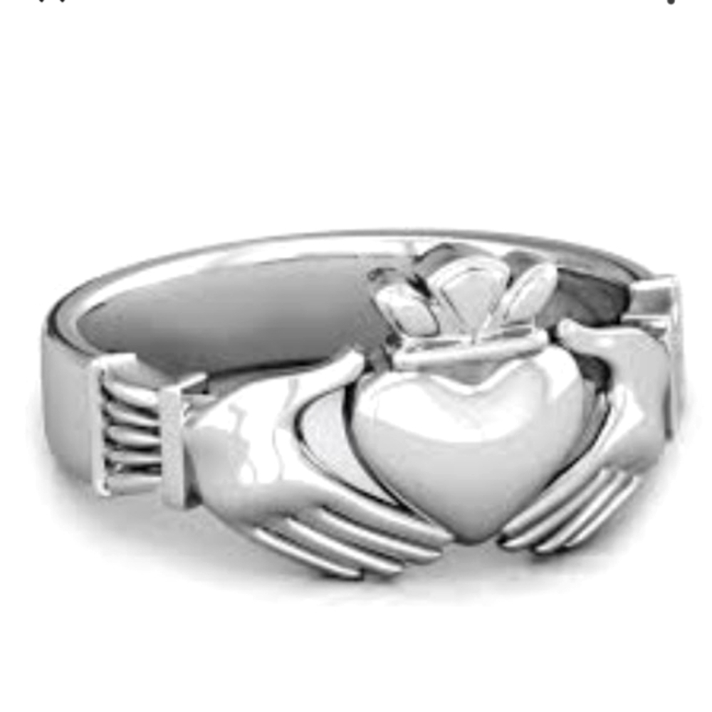 10k white gold Celtic ring